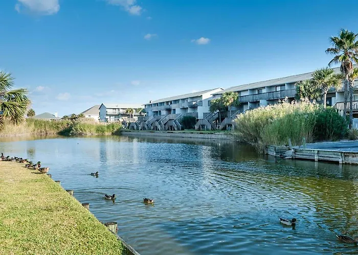Apartment On The Gulf Unit G8 *